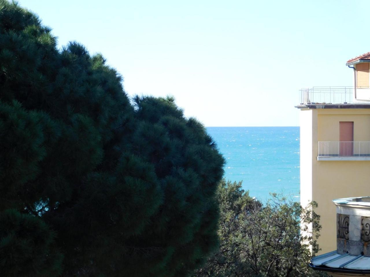 Attico Spazioso E Con Vista, Levanto Dış mekan fotoğraf
